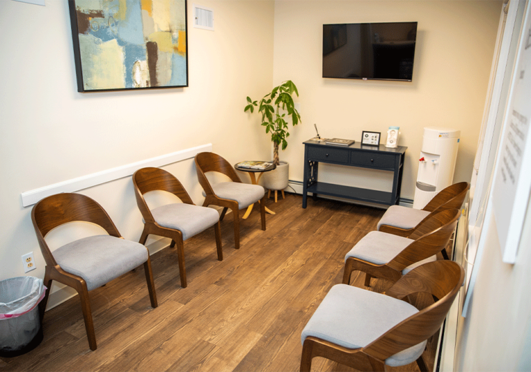 Front waiting area of Harriman Family Dental